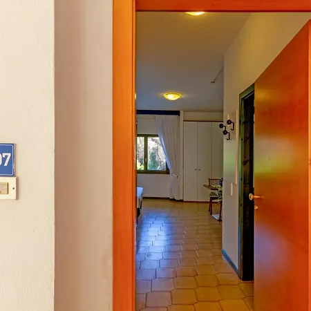 Guesthost - Campoverde Pineta E Mare Apartment *